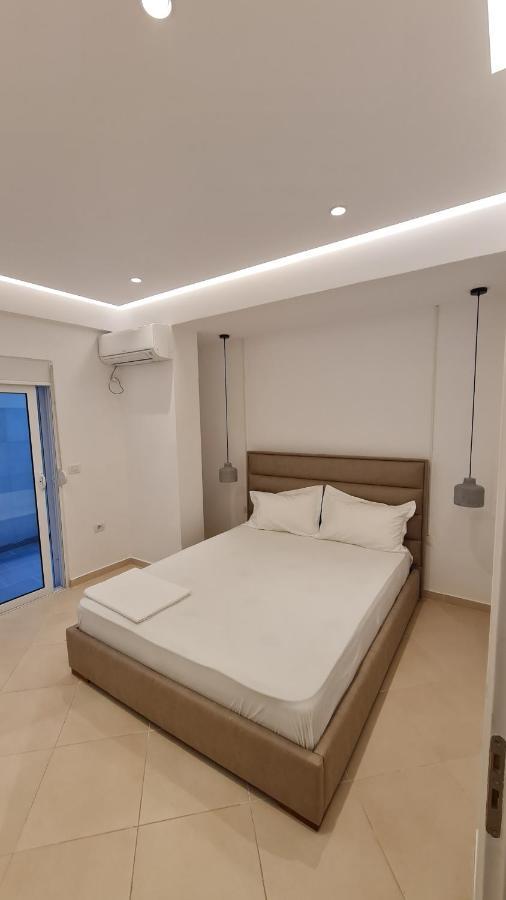 Sea And City View Apartment Sarandë Exterior foto